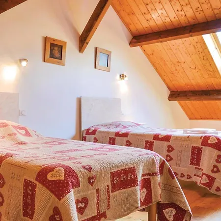 3 Bedroom Awesome In Holiday home Roisel