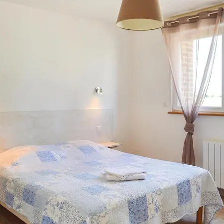 Holiday home 3 Bedroom Awesome In *